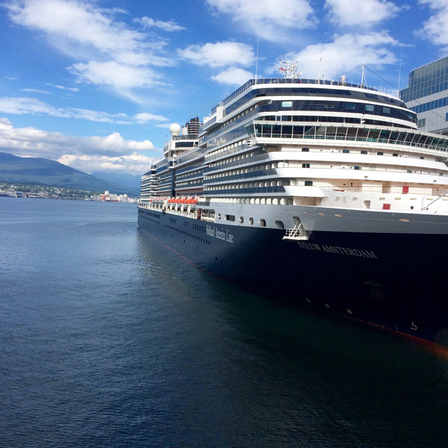 modern-coup-bags-vancouver-cruise-ship-port