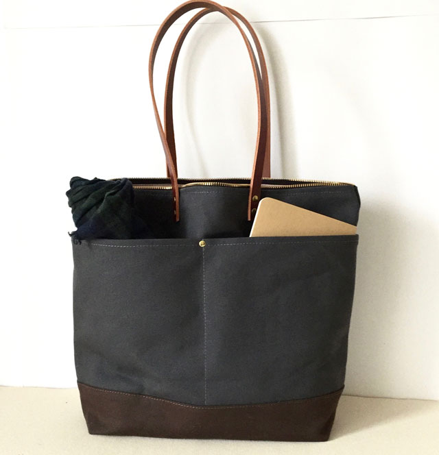 modern-coup-custom-medium-zipper-tote-water-resistant-waxed-canvas-and-leather-charcoal-grey-brown-front-pockets