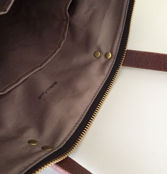 modern-coup-large-tote-waxed-canvas-and-leather-bags-inside-pockets