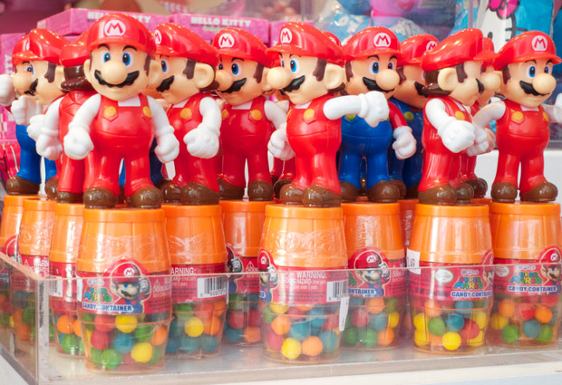 modern-coup-nyc-fao-swartz-mario-brothers