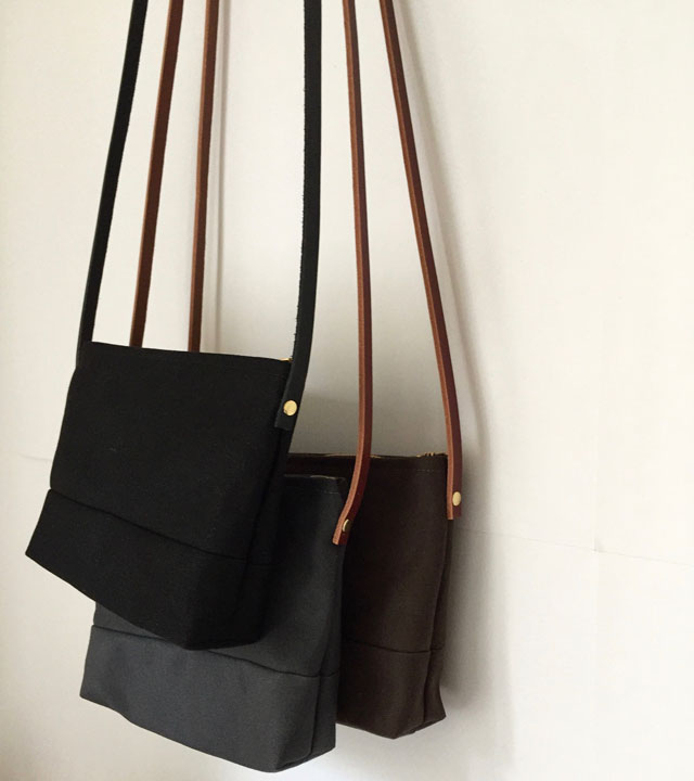 modern-coup-waxed-canvas-and-leather-bags-petite-purses