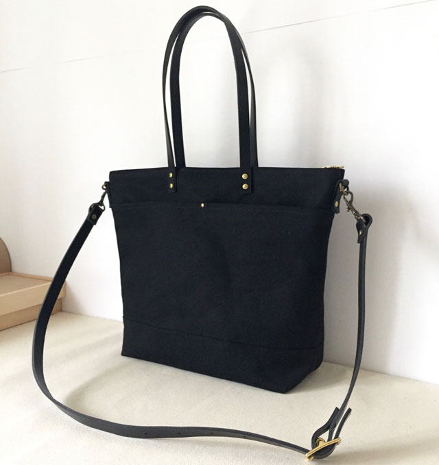 modern-coup-waxed-canvas-leather-bags-carrier-tote-with-front-pockets-black-side