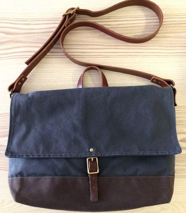 modern-coup-waxed-canvas-leather-bags-courier-bag-charcoal-grey-version-1