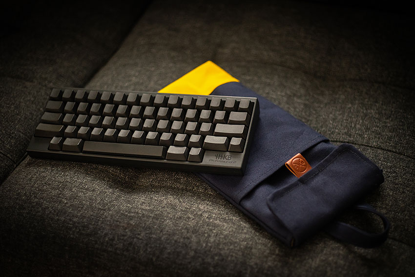 Easter Promises Reddit MechanicalKeyboards subreddit Giveaway Custom Midnight Blue + Yellow Mechanical Keyboard Sleeve